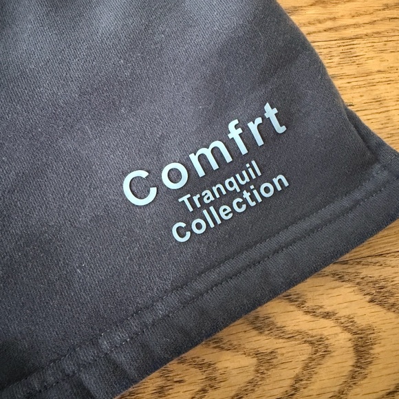 LIKE NEW Comfrt Tranquil Shorts in Charcoal (Size XS) - Picture 5 of 7